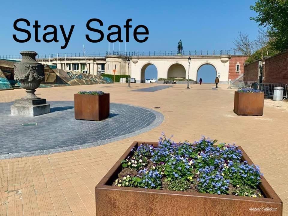 Vakantiewoning Maya Apartment Остенде Екстериор снимка